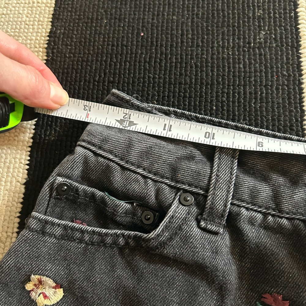Black Denim embroidered Jean shorts - Picture 8 of 8